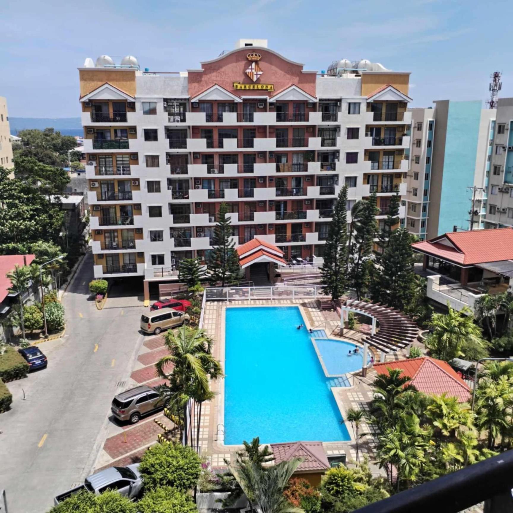 Kelsey'S Homestay At Magallanes Residences Condominium Davao Exterior photo