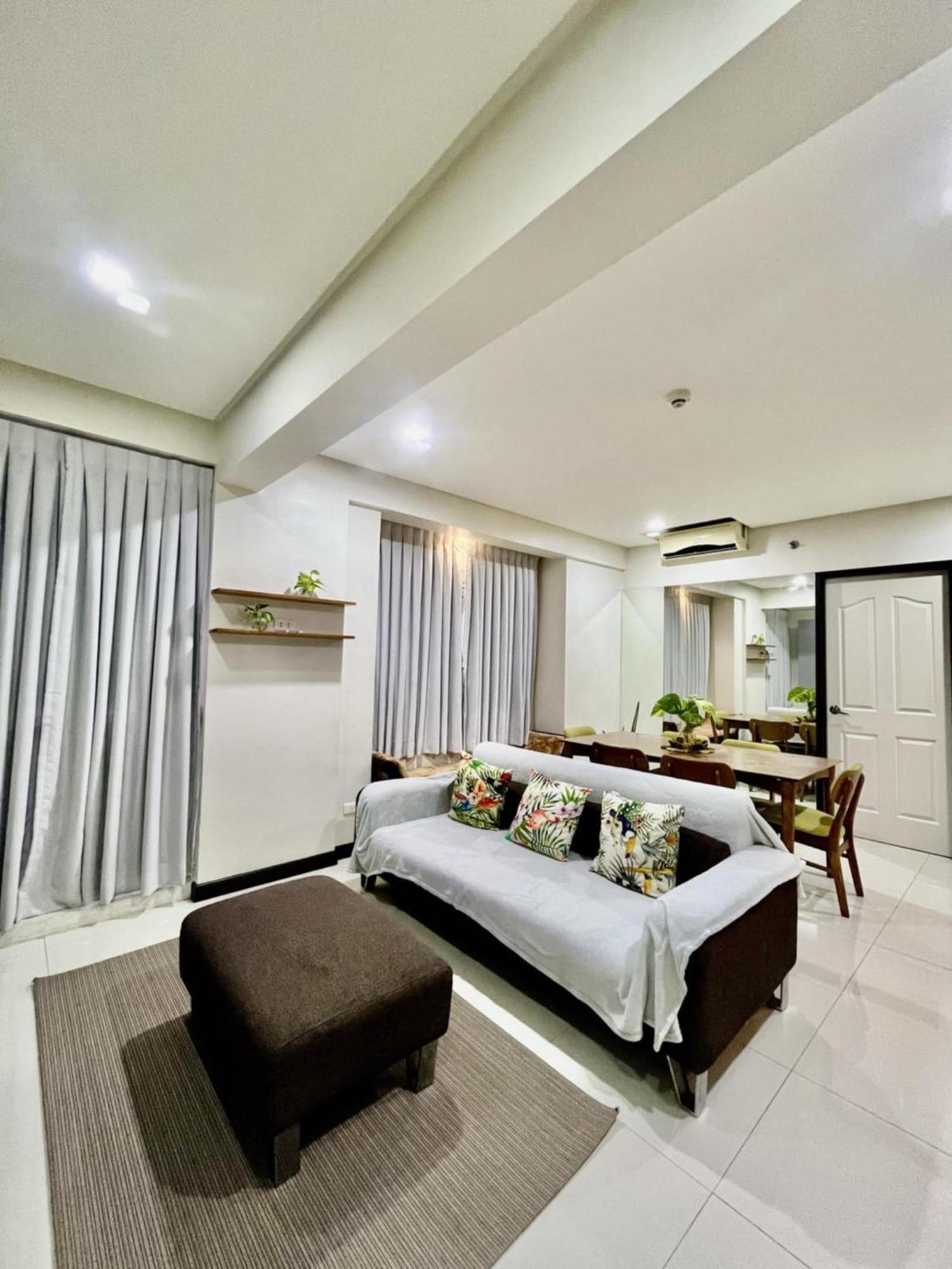 Kelsey'S Homestay At Magallanes Residences Condominium Davao Exterior photo